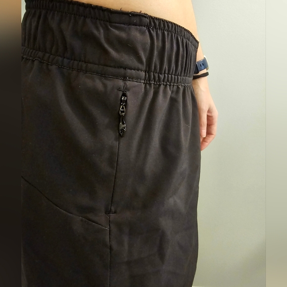 Lululemon Reversible Black/Gray Athletic Shorts - Picture 5 of 10